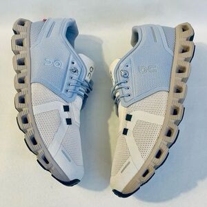 On Cloud 5 ‘Nimbus Moon Running Shoes